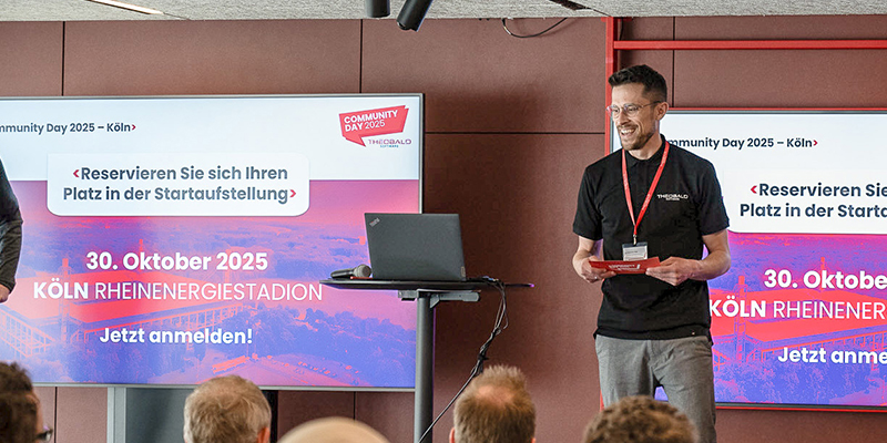Community-Day-2025-Stuttgart-02 Mitarbeiter hält einen Vortrag beim Community Day von Theobald Software.